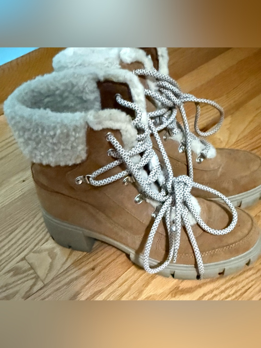 Women Boots 9